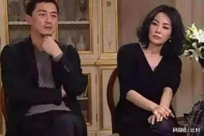 酒打麻将”的王菲确实是个很好的妈妈麻将胡